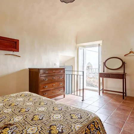 Antica Roccia A Calascio Con Idromassaggio Holiday home