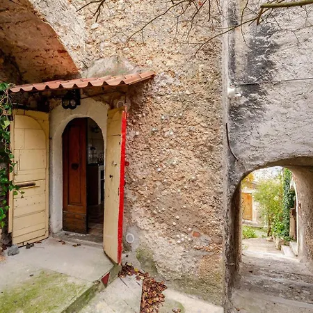 Hébergement de vacances Antica Roccia A Con Idromassaggio Calascio