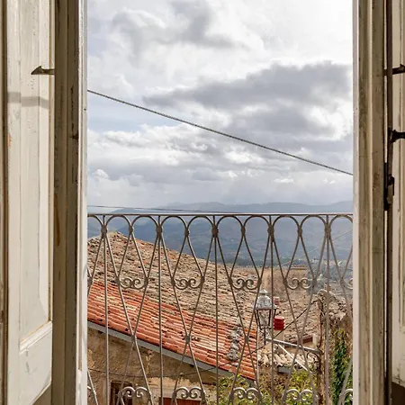 Antica Roccia A Con Idromassaggio Calascio