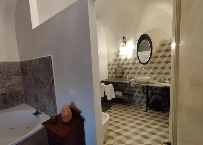 Casa vacanze Antica Roccia A Con Idromassaggio *