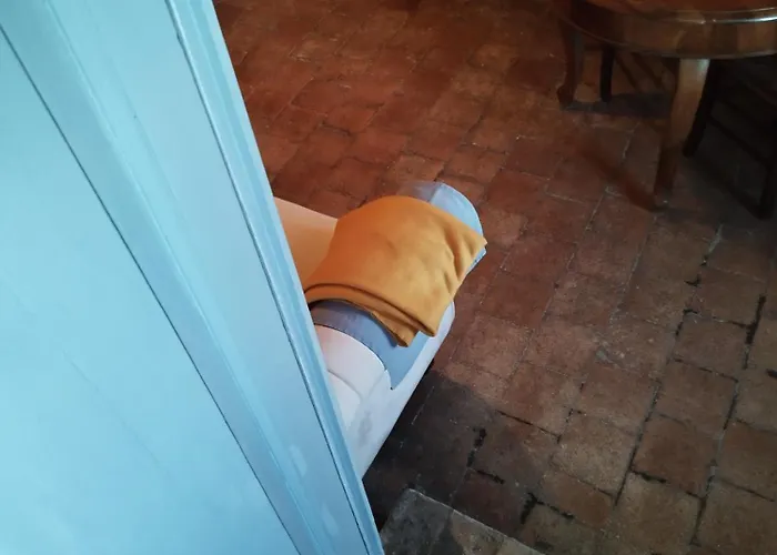 Antica Roccia A Con Idromassaggio Hébergement de vacances Calascio