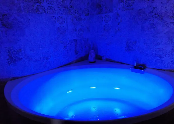 Antica Roccia A Con Idromassaggio * Calascio